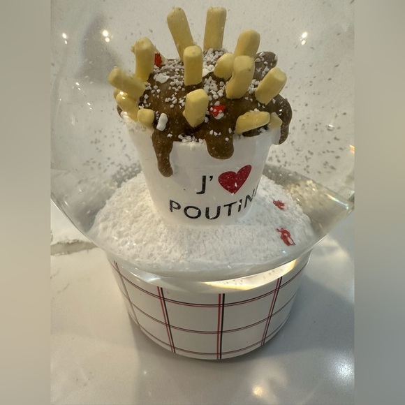 I love Poutine Snowglobe musical snowy scene French fries French heart - Picture 1 of 5